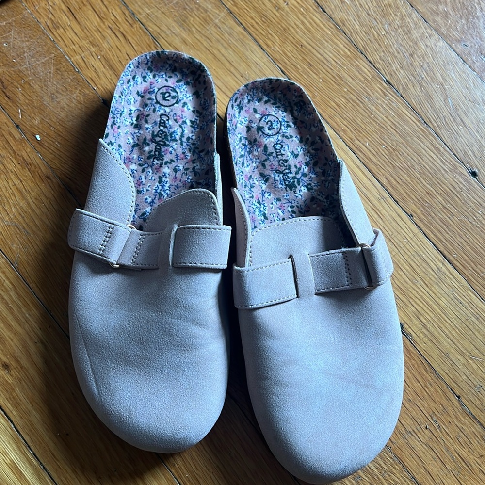 Cat and Jack - pink “suede” slides